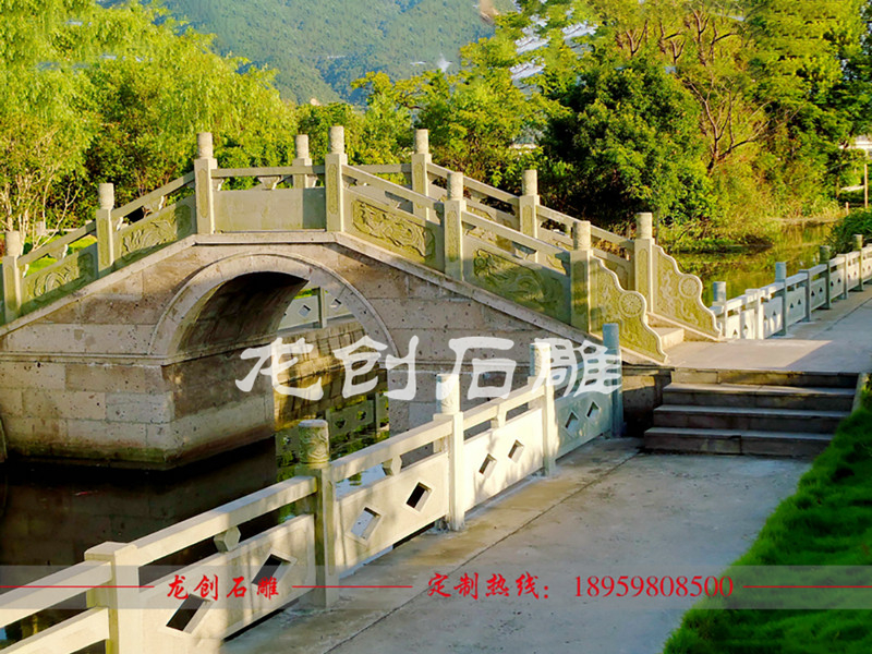 石雕護河欄桿用什么材質比較好?
